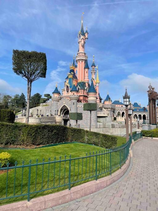 Apartamento Casa Terracota *Paris*Disney*Val D'Europe* Chessy  Exterior foto